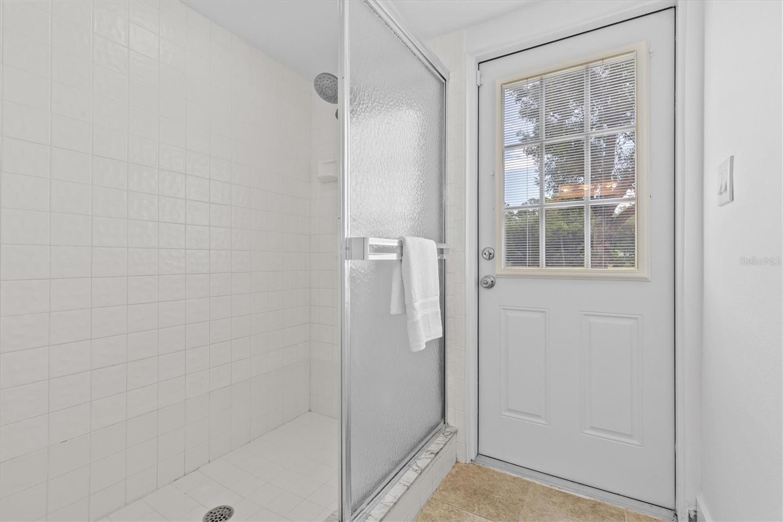 13915 WHISPERWOOD DR, CLEARWATER, FL, 33762