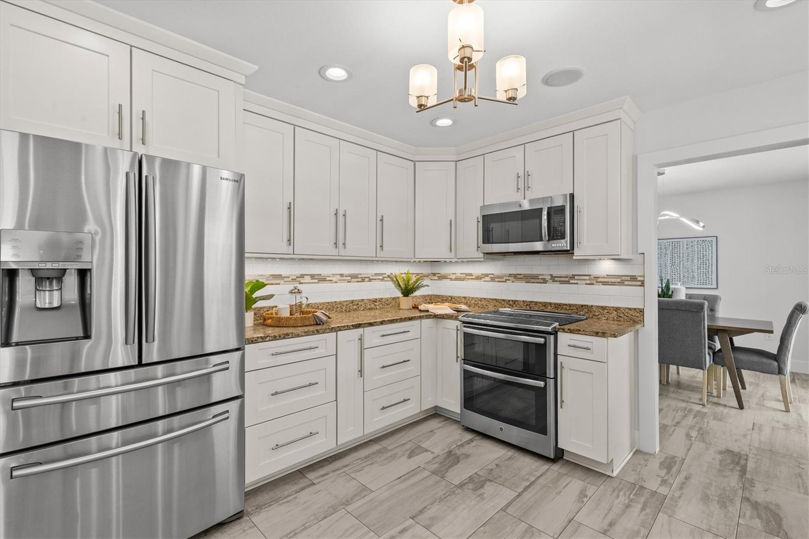 13915 WHISPERWOOD DR, CLEARWATER, FL, 33762