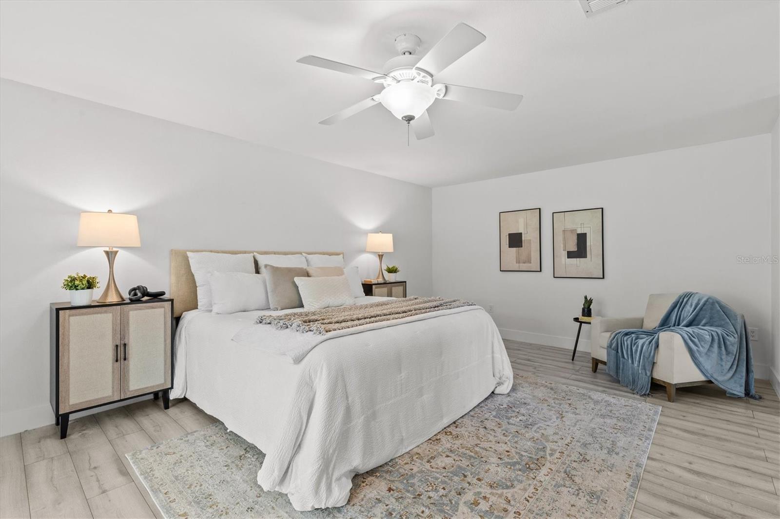13915 WHISPERWOOD DR, CLEARWATER, FL, 33762
