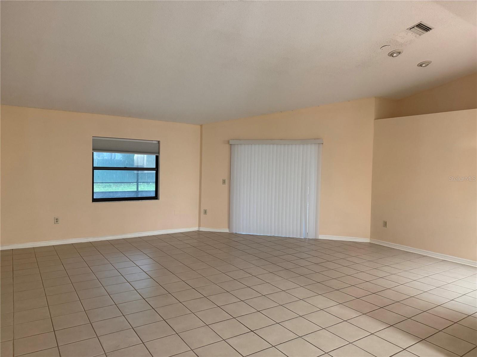 7 FOUNTAIN GATE LN, PALM COAST, FL, 32137