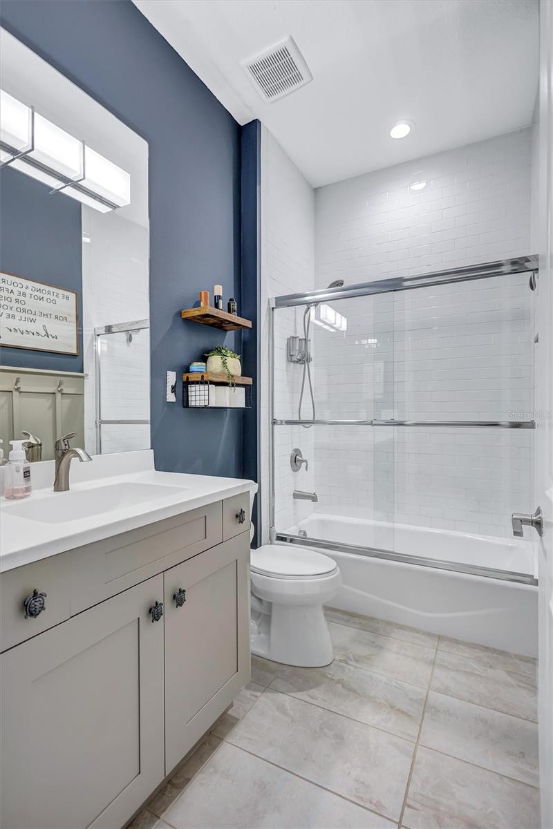 591 MAST DR, BRADENTON, FL, 34208