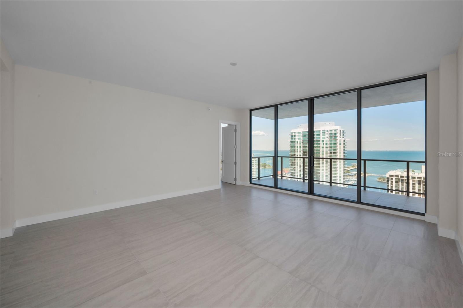 275 1ST AVE S #3503, ST PETERSBURG, FL, 33701