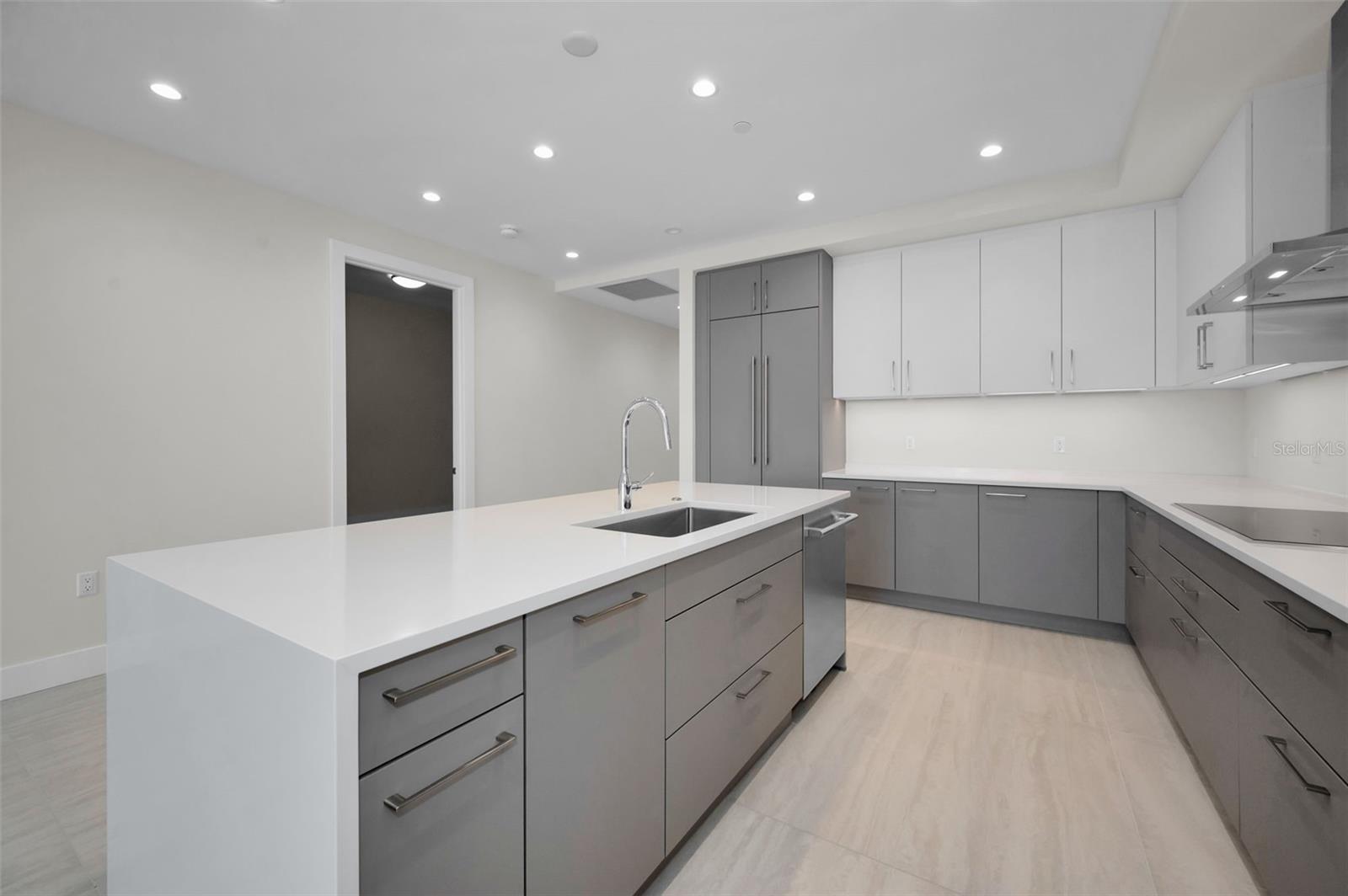 275 1ST AVE S #3503, ST PETERSBURG, FL, 33701