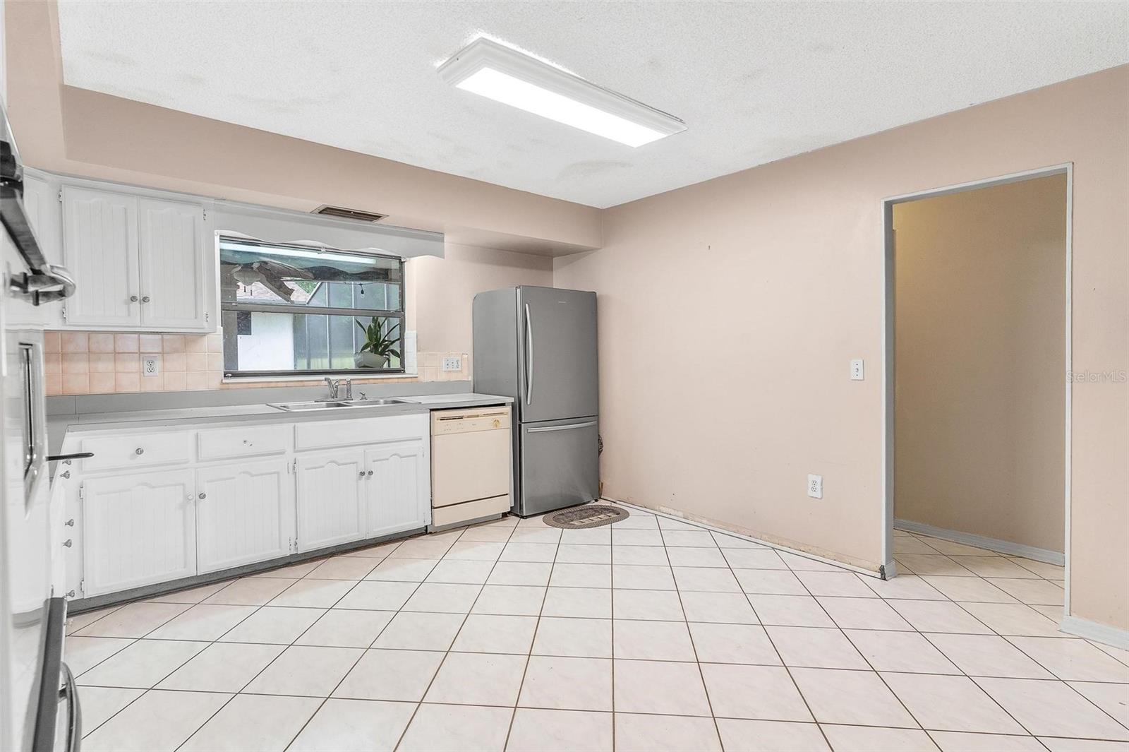 2500 URICK ST, FRUITLAND PARK, FL, 34731