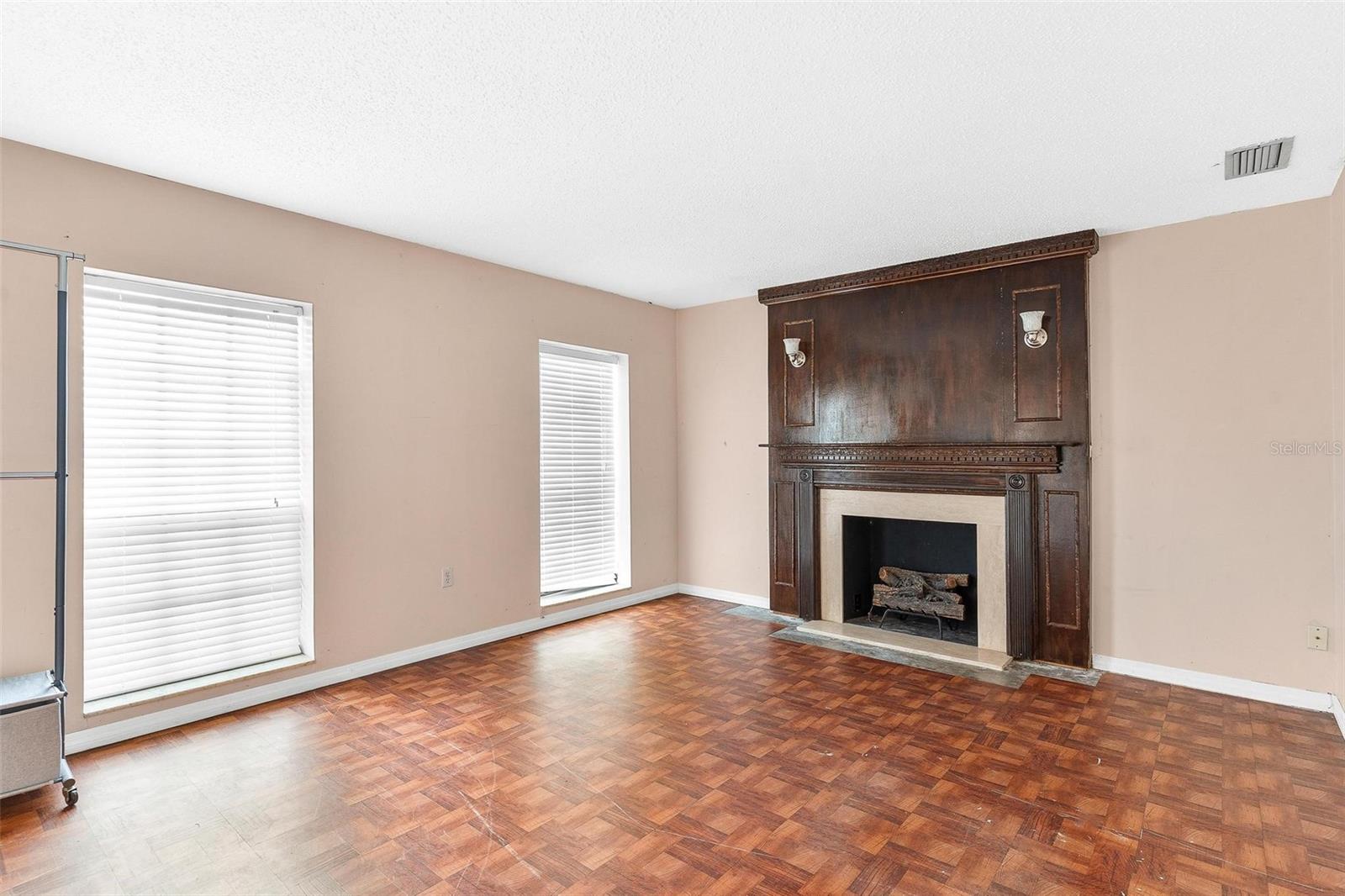 2500 URICK ST, FRUITLAND PARK, FL, 34731