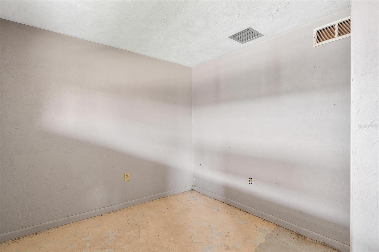 2500 URICK ST, FRUITLAND PARK, FL, 34731