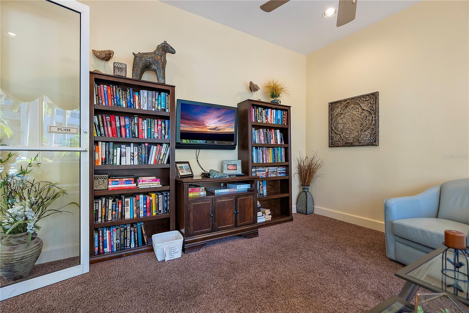 6085 BAHIA DEL MAR CIR #272, ST PETERSBURG, FL, 33715