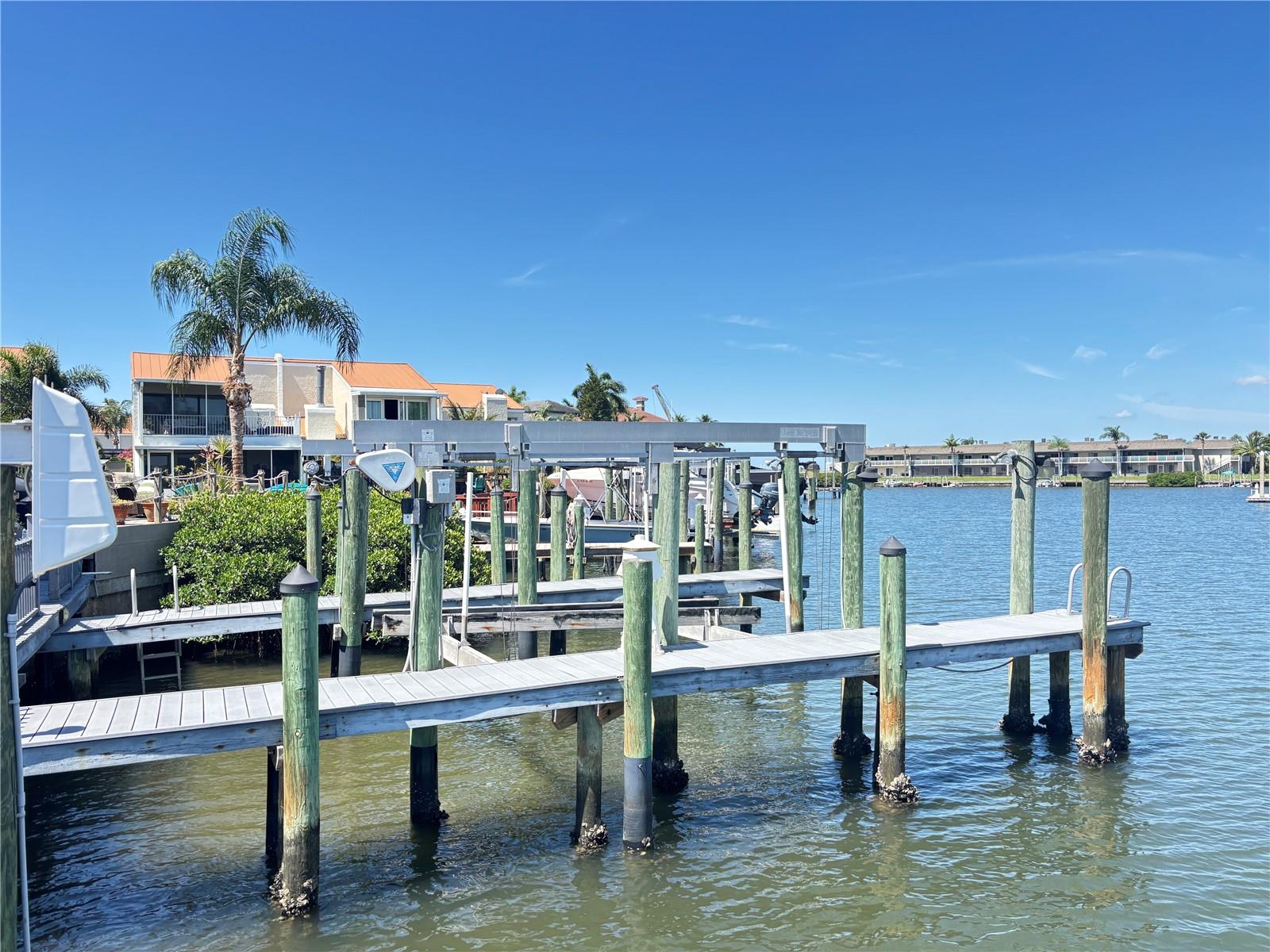 4364 OUTRIGGER LN, TAMPA, FL, 33615