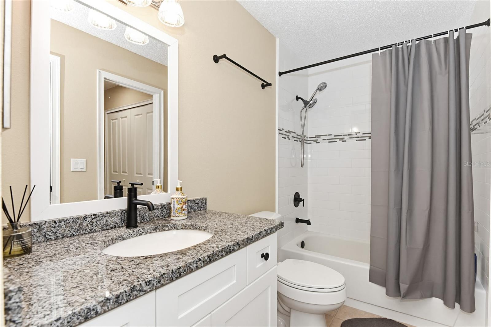 1600 BIG TREE RD #G3, SOUTH DAYTONA, FL, 32119