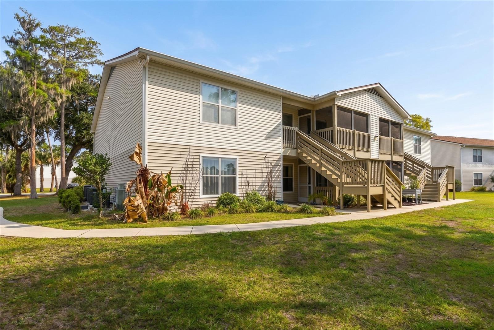 1600 BIG TREE RD #G3, SOUTH DAYTONA, FL, 32119