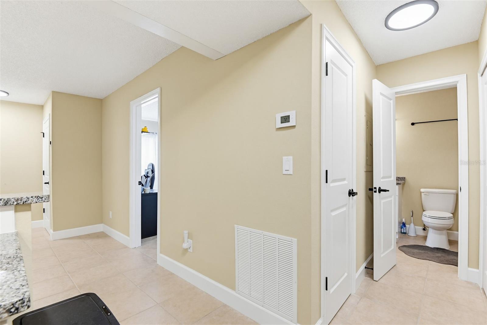 1600 BIG TREE RD #G3, SOUTH DAYTONA, FL, 32119