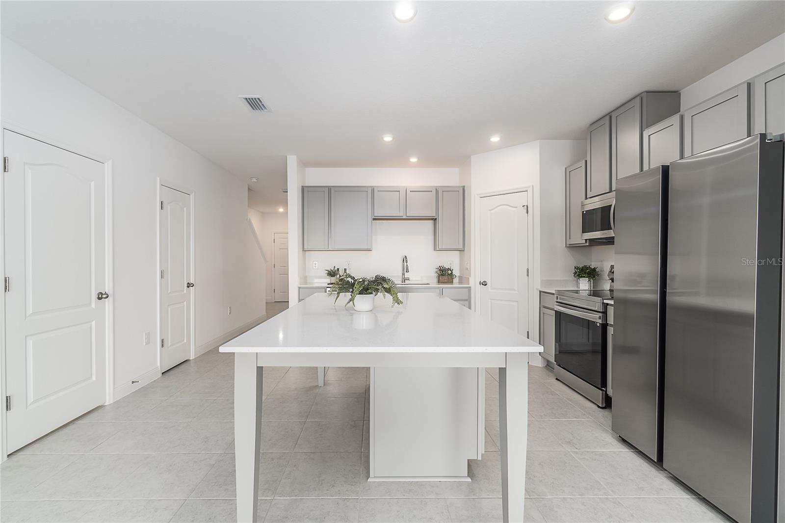 32129 POND APPLE BND, SAN ANTONIO, FL, 33576