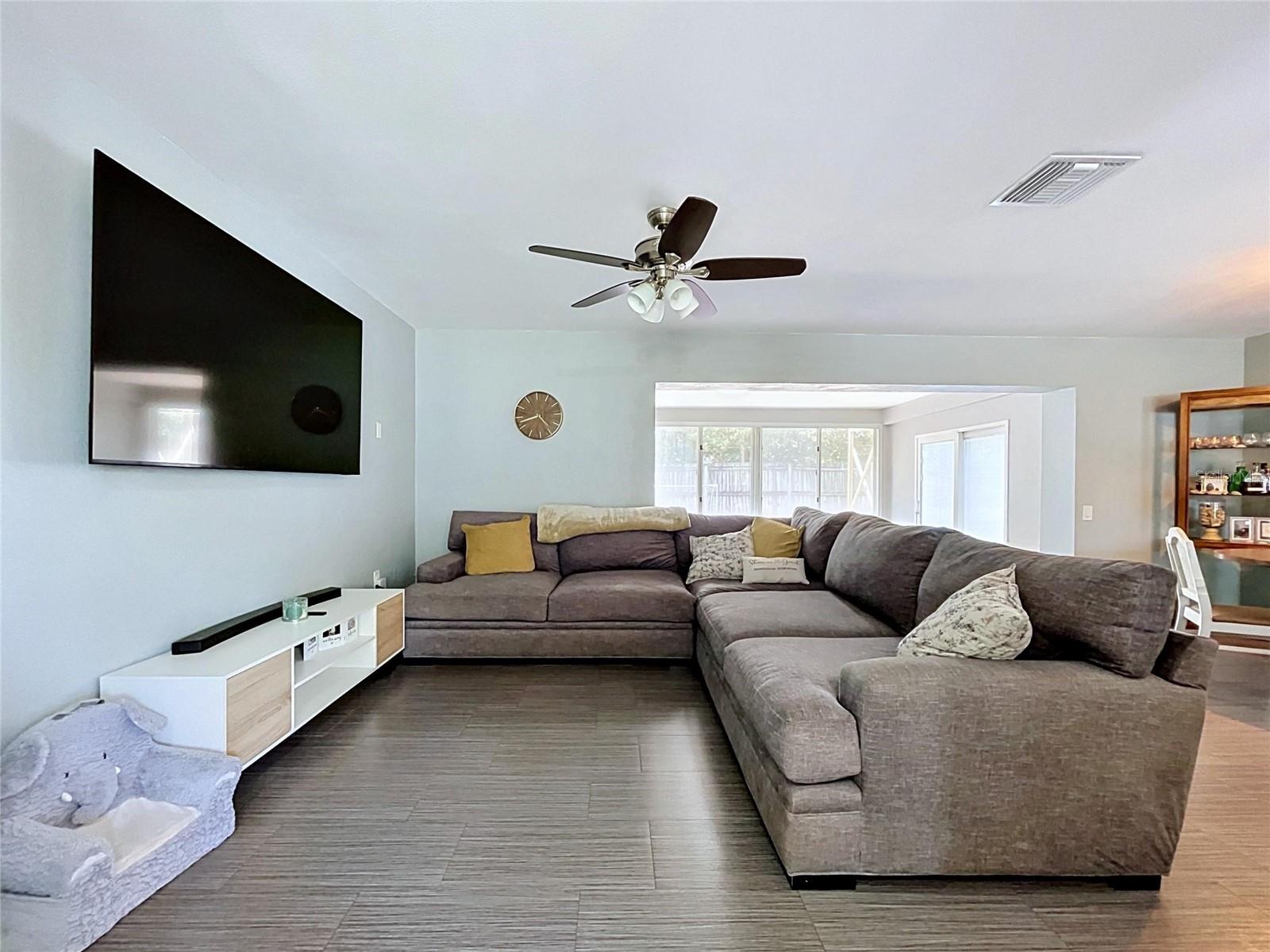 11524 70TH TER, SEMINOLE, FL, 33772