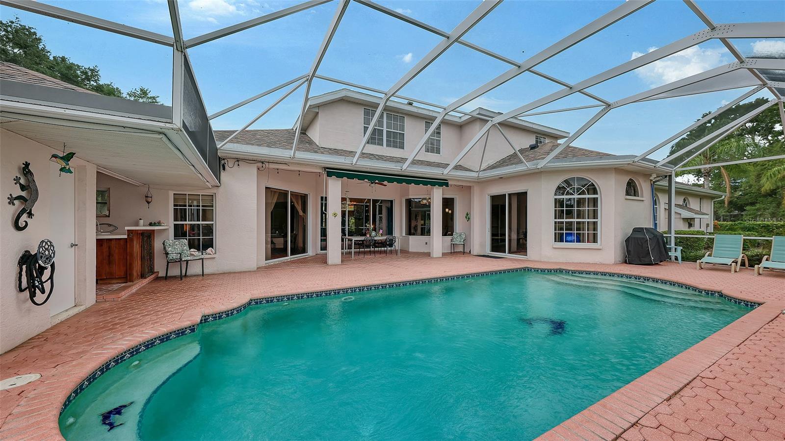 7025 N SERENOA DR, SARASOTA, FL, 34241