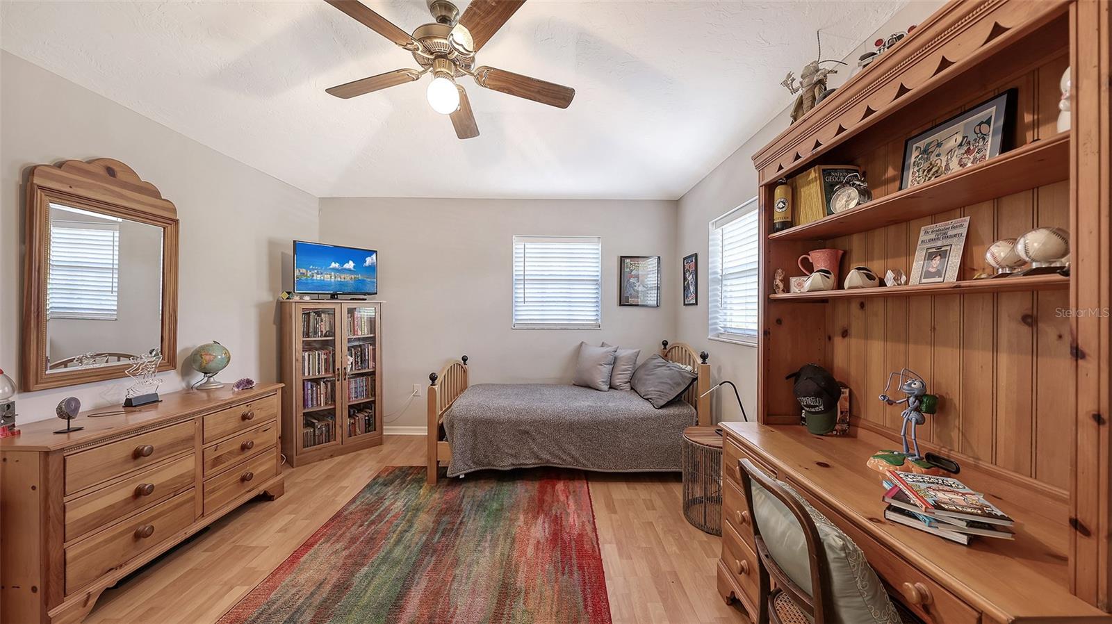 7025 N SERENOA DR, SARASOTA, FL, 34241