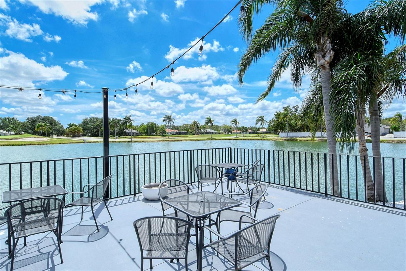 7025 N SERENOA DR, SARASOTA, FL, 34241