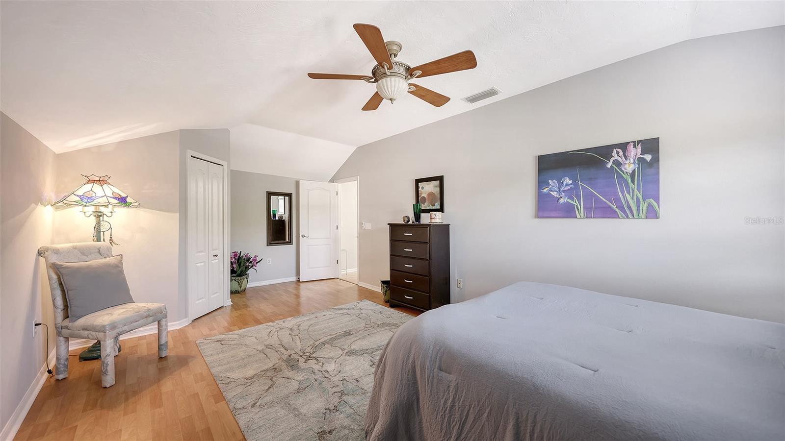 7025 N SERENOA DR, SARASOTA, FL, 34241