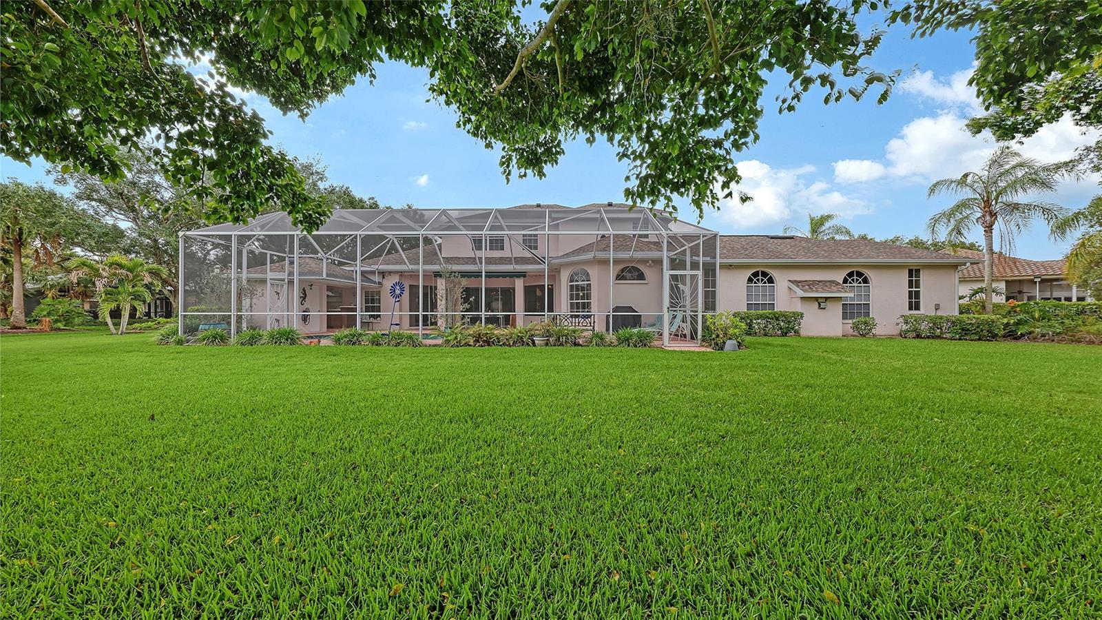 7025 N SERENOA DR, SARASOTA, FL, 34241