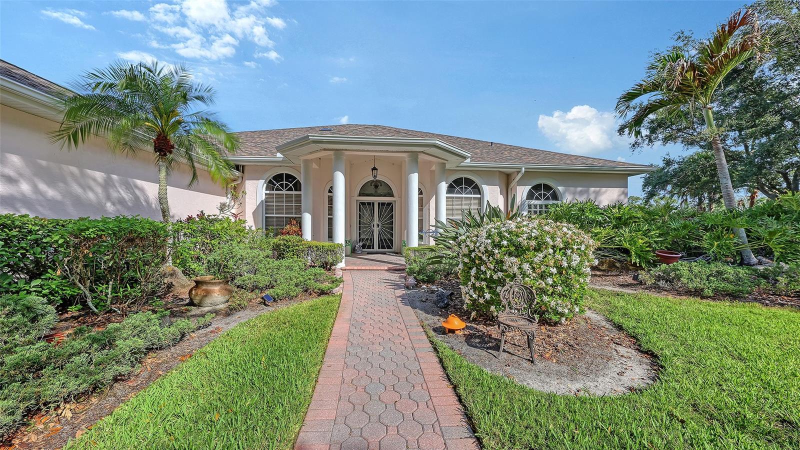 7025 N SERENOA DR, SARASOTA, FL, 34241