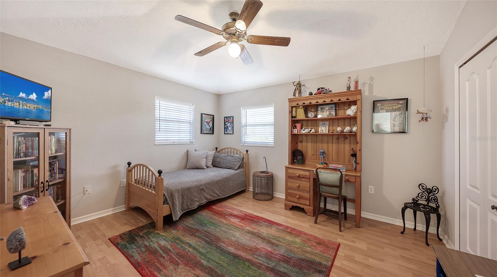 7025 N SERENOA DR, SARASOTA, FL, 34241