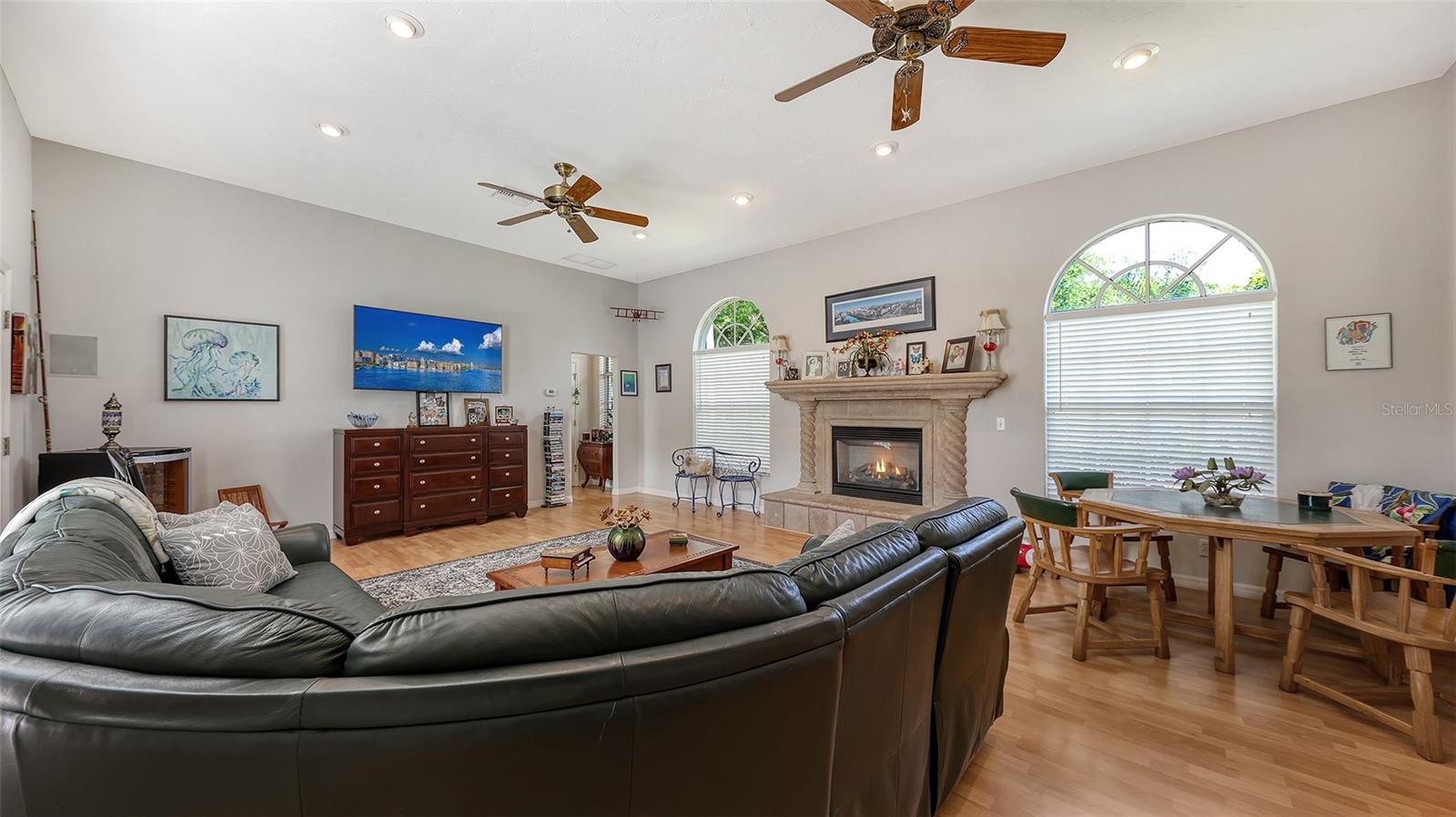 7025 N SERENOA DR, SARASOTA, FL, 34241