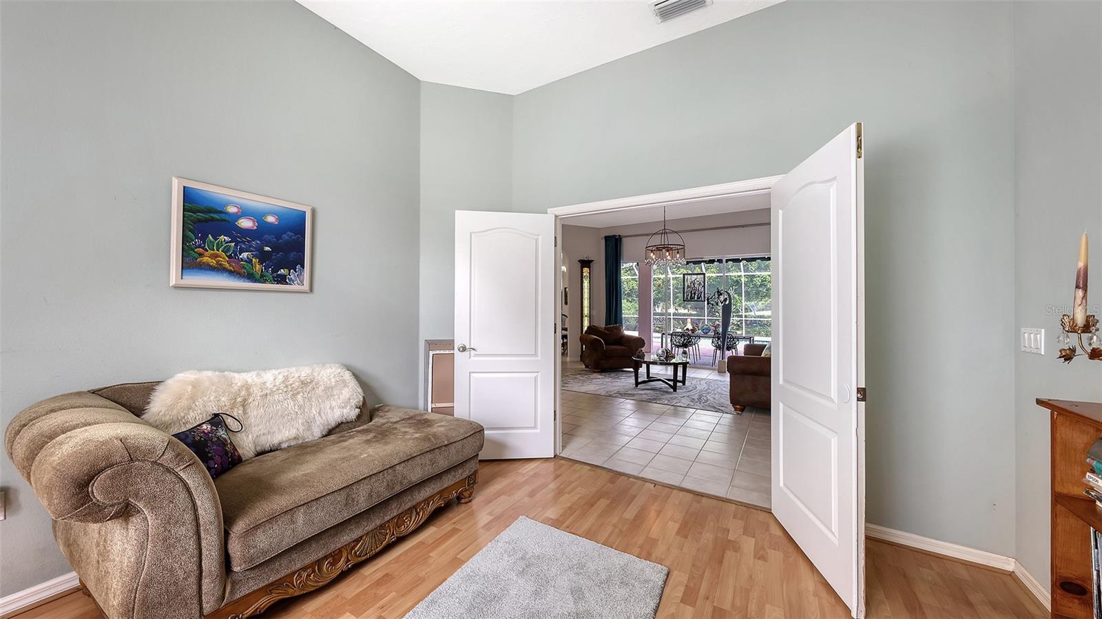 7025 N SERENOA DR, SARASOTA, FL, 34241