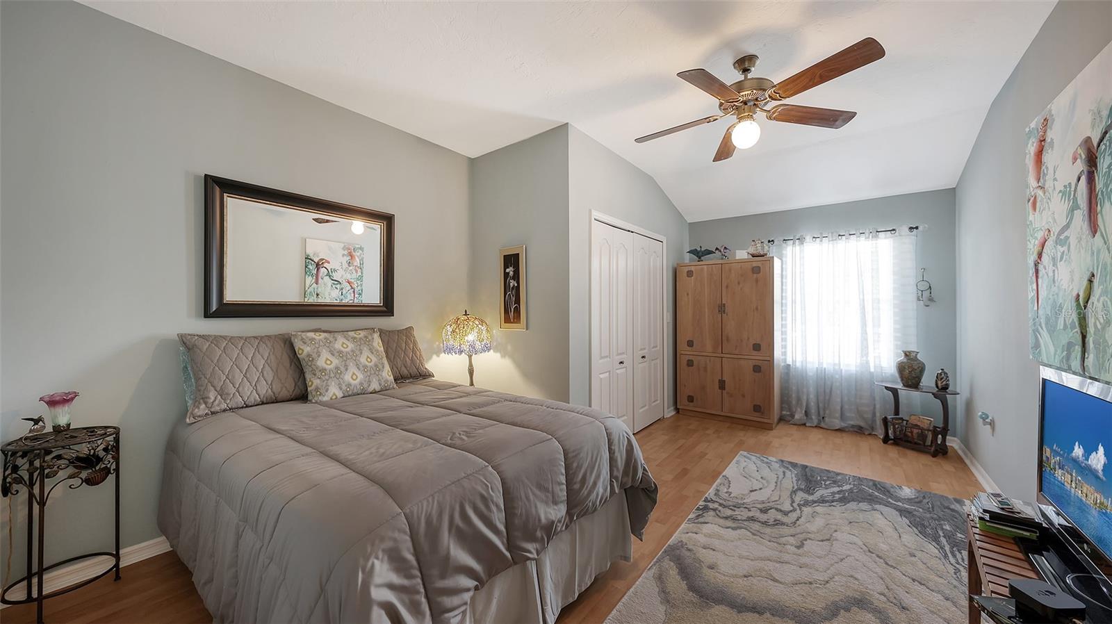7025 N SERENOA DR, SARASOTA, FL, 34241