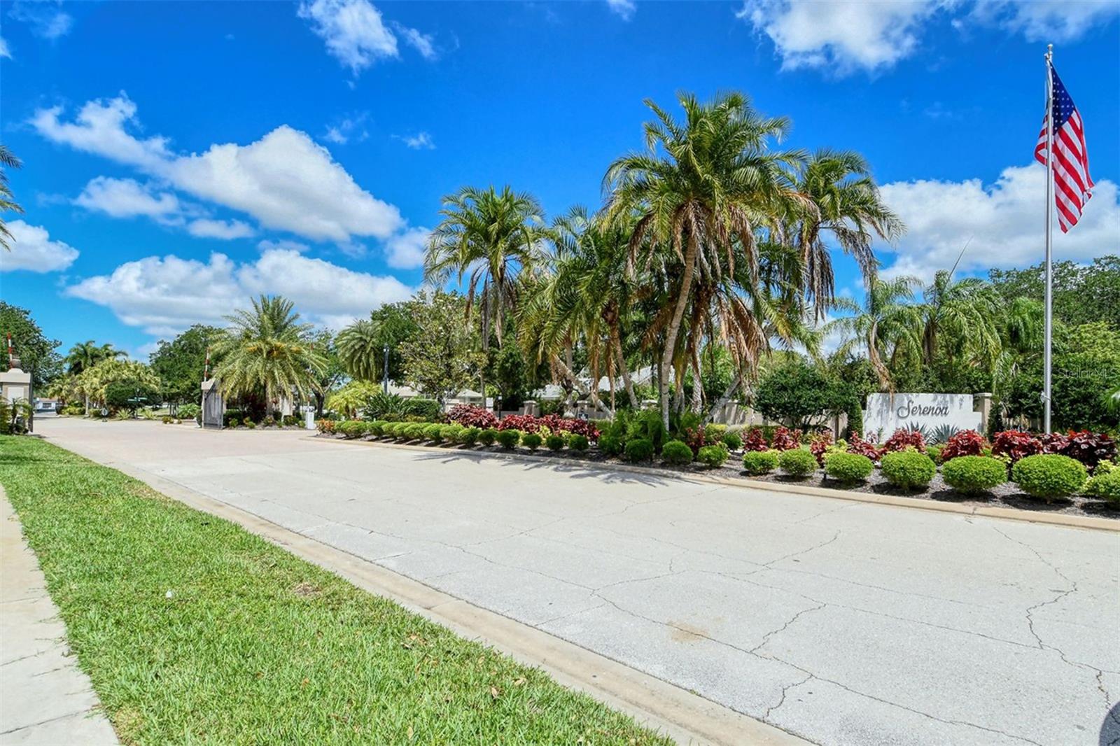 7025 N SERENOA DR, SARASOTA, FL, 34241