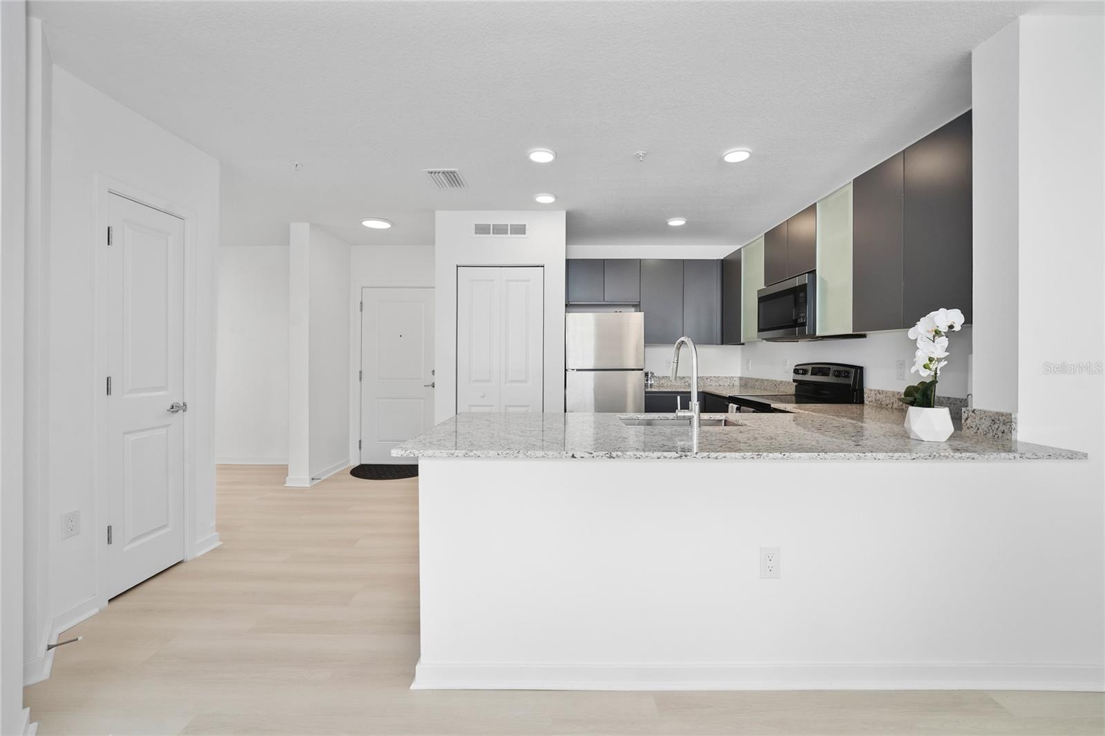 5587 MILLENIA PARK BLVD #515, ORLANDO, FL, 32839