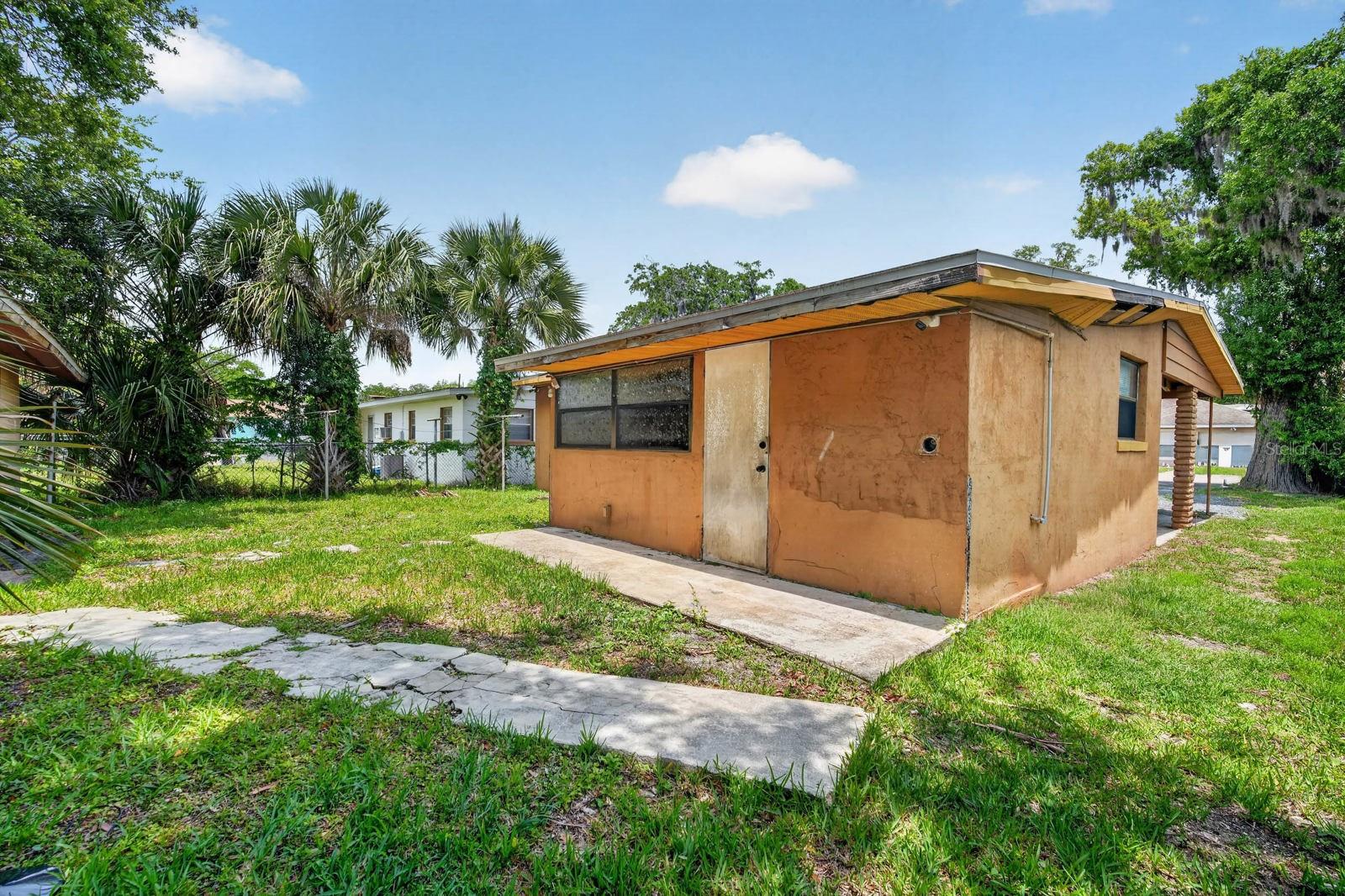 610 HOLMES AVE, DAYTONA BEACH, FL, 32114