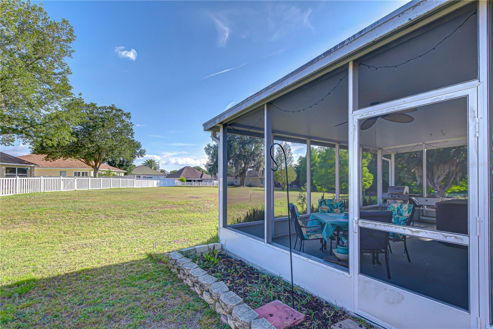 6252 TWIN BRIDGES DR, ZEPHYRHILLS, FL, 33541