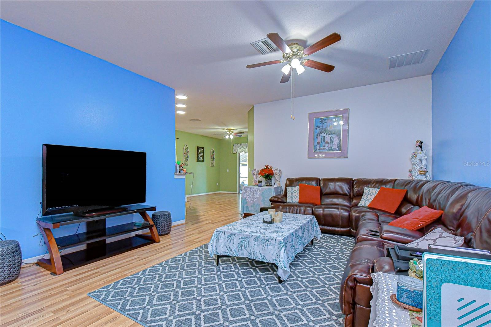 6252 TWIN BRIDGES DR, ZEPHYRHILLS, FL, 33541