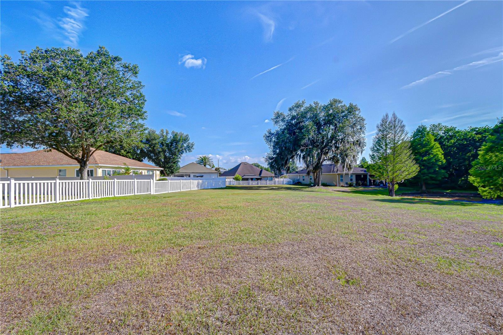 6252 TWIN BRIDGES DR, ZEPHYRHILLS, FL, 33541