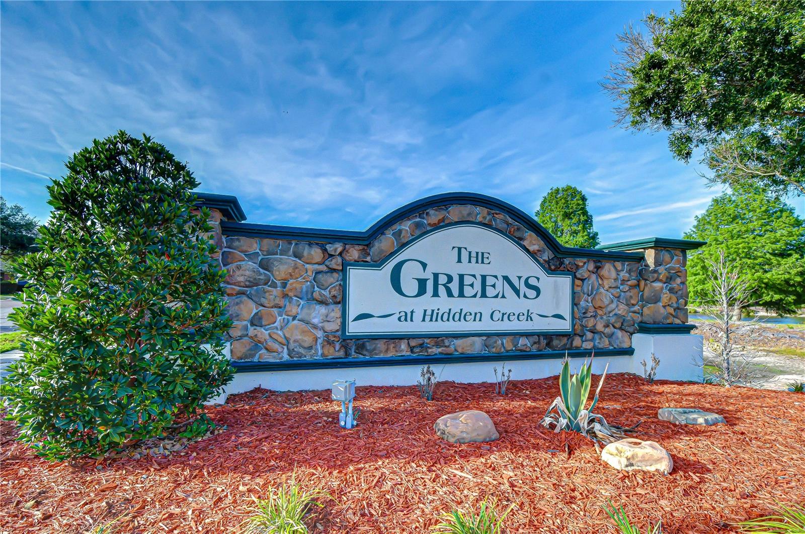 6252 TWIN BRIDGES DR, ZEPHYRHILLS, FL, 33541
