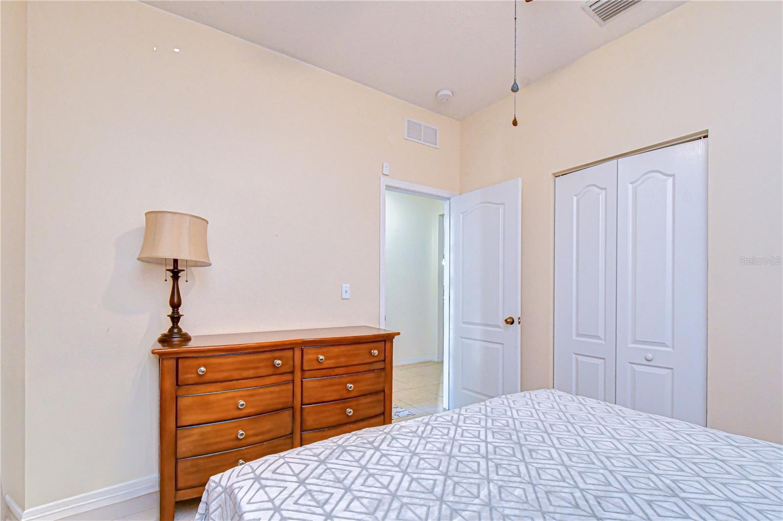 6252 TWIN BRIDGES DR, ZEPHYRHILLS, FL, 33541