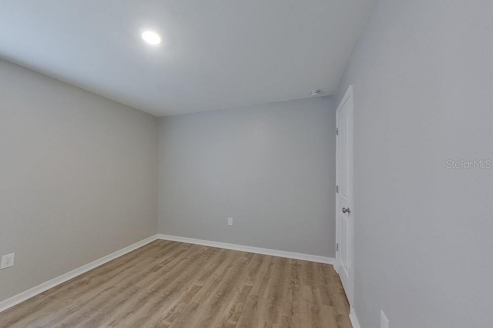 3024 NE 1ST AVE, CAPE CORAL, FL, 33909