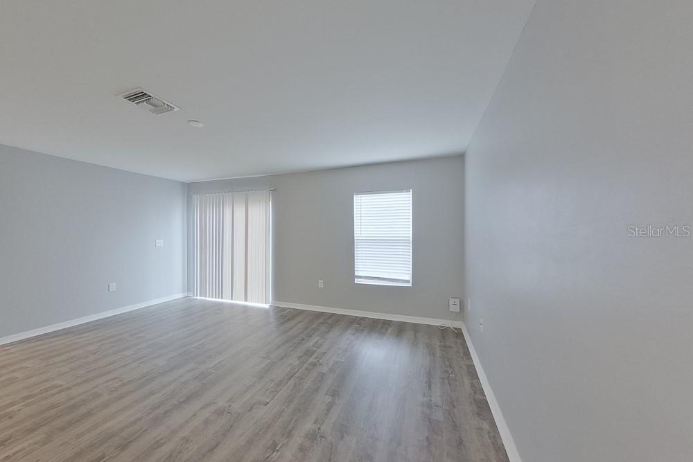 3024 NE 1ST AVE, CAPE CORAL, FL, 33909