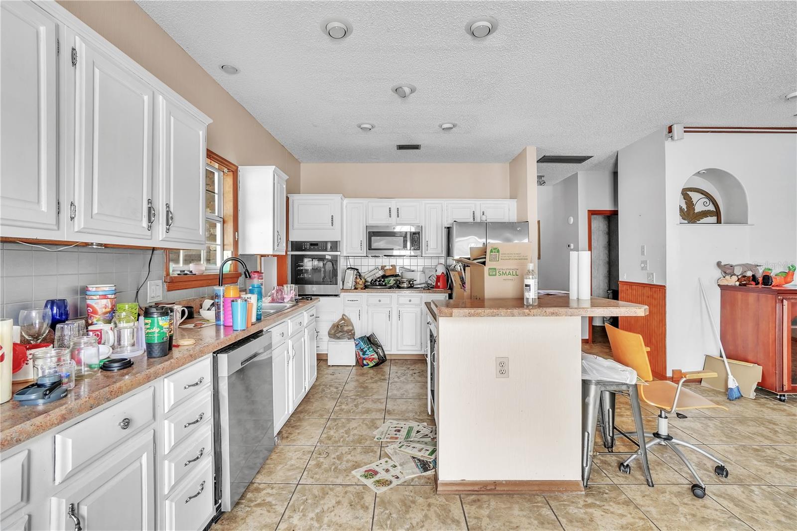 13 BASS LAKE DR, DEBARY, FL, 32713
