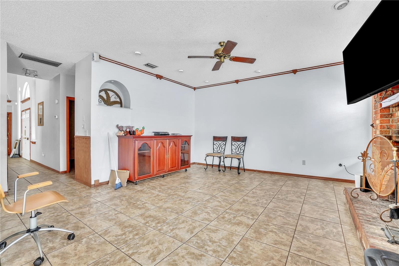 13 BASS LAKE DR, DEBARY, FL, 32713