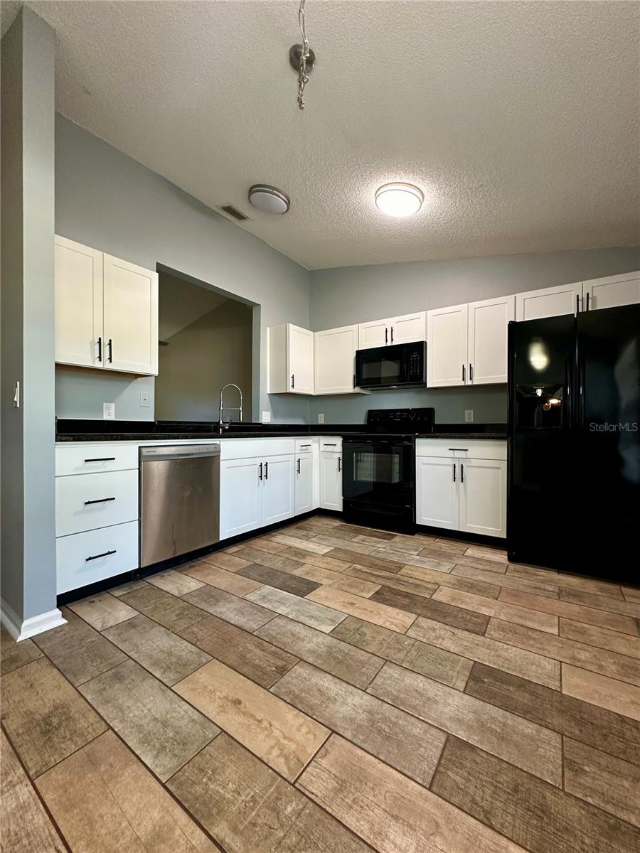1831 TWISTING LN, WESLEY CHAPEL, FL, 33543