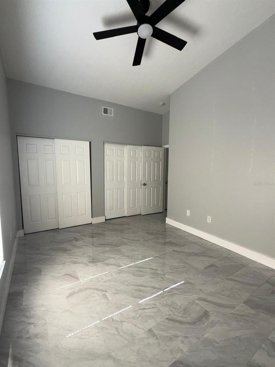 8539 N HYALEAH RD, TAMPA, FL, 33617