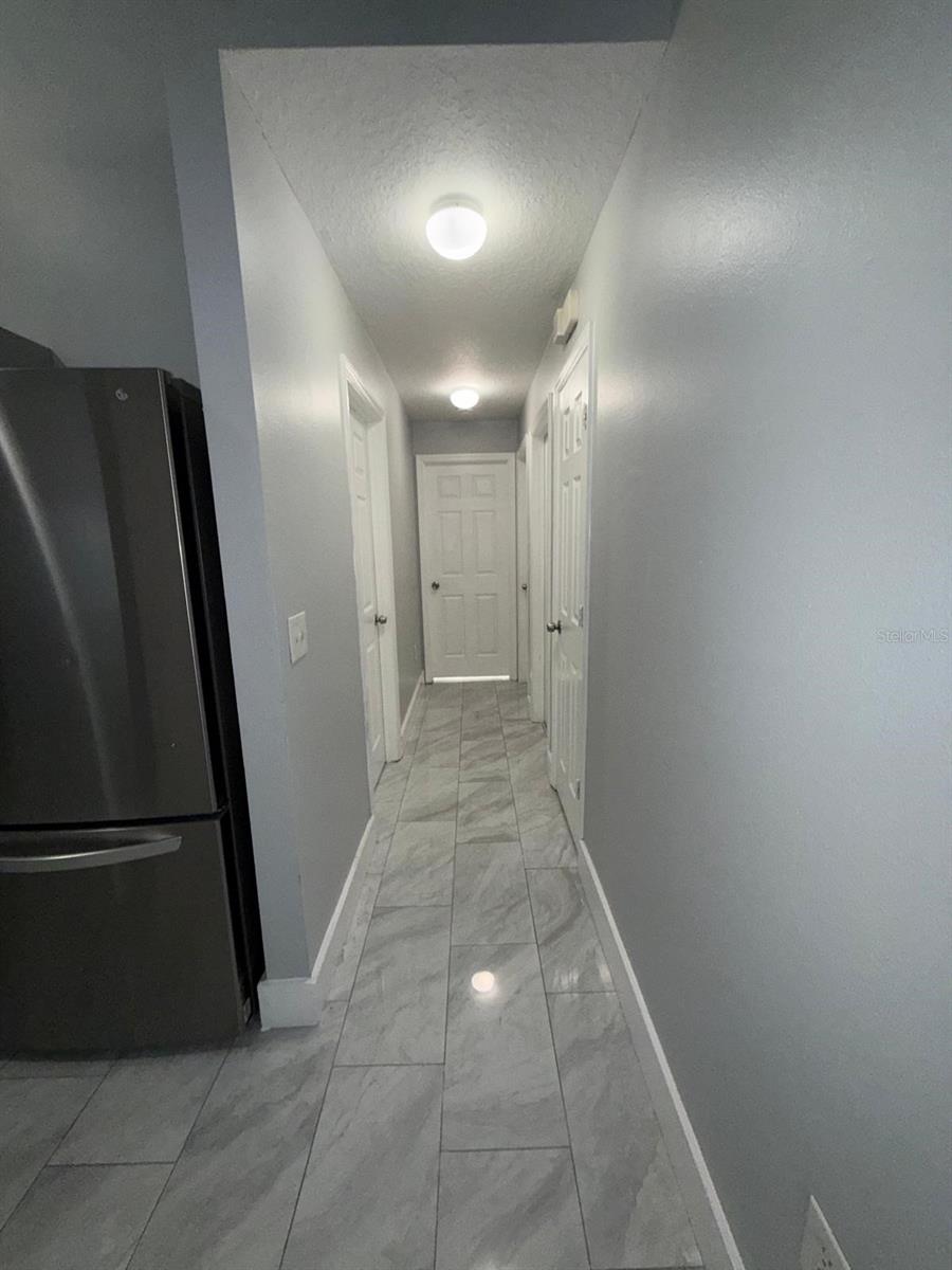 8539 N HYALEAH RD, TAMPA, FL, 33617