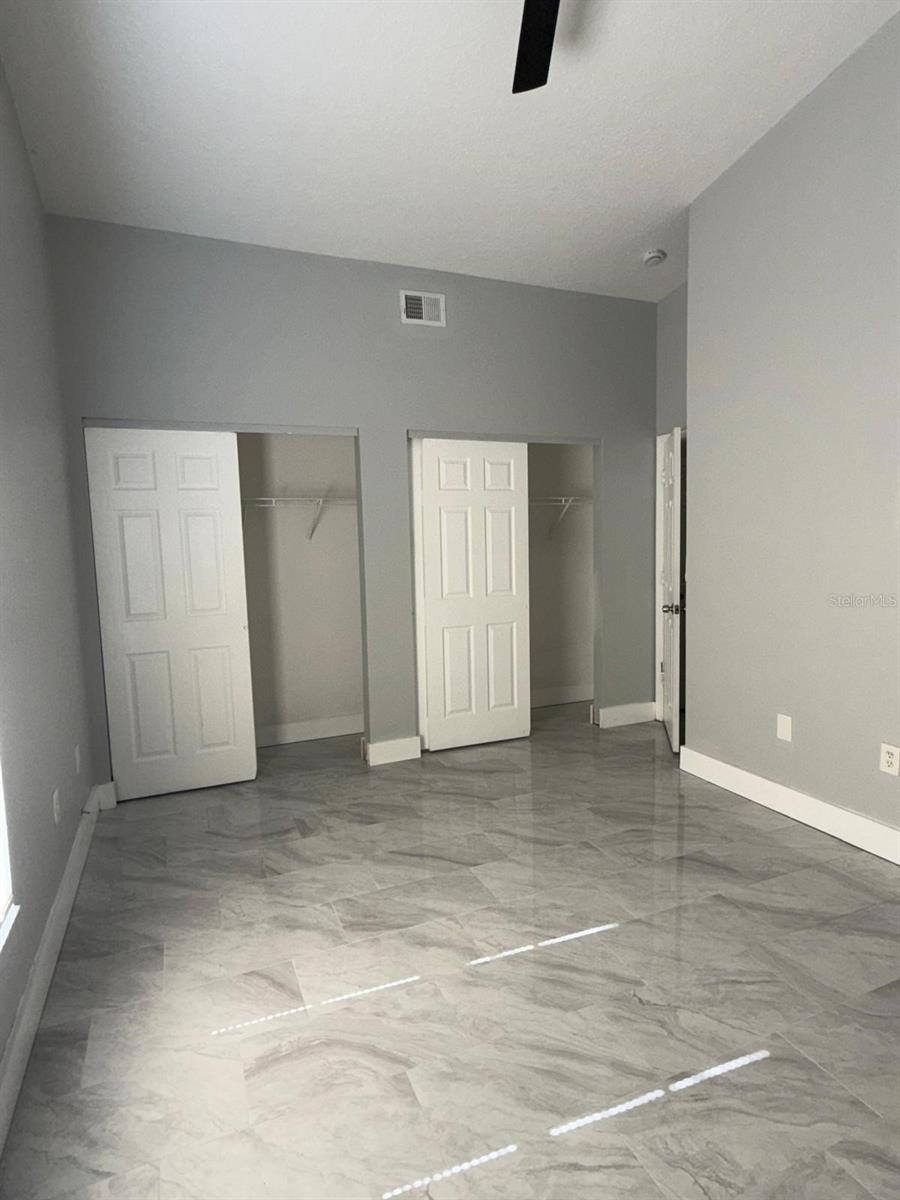 8539 N HYALEAH RD, TAMPA, FL, 33617