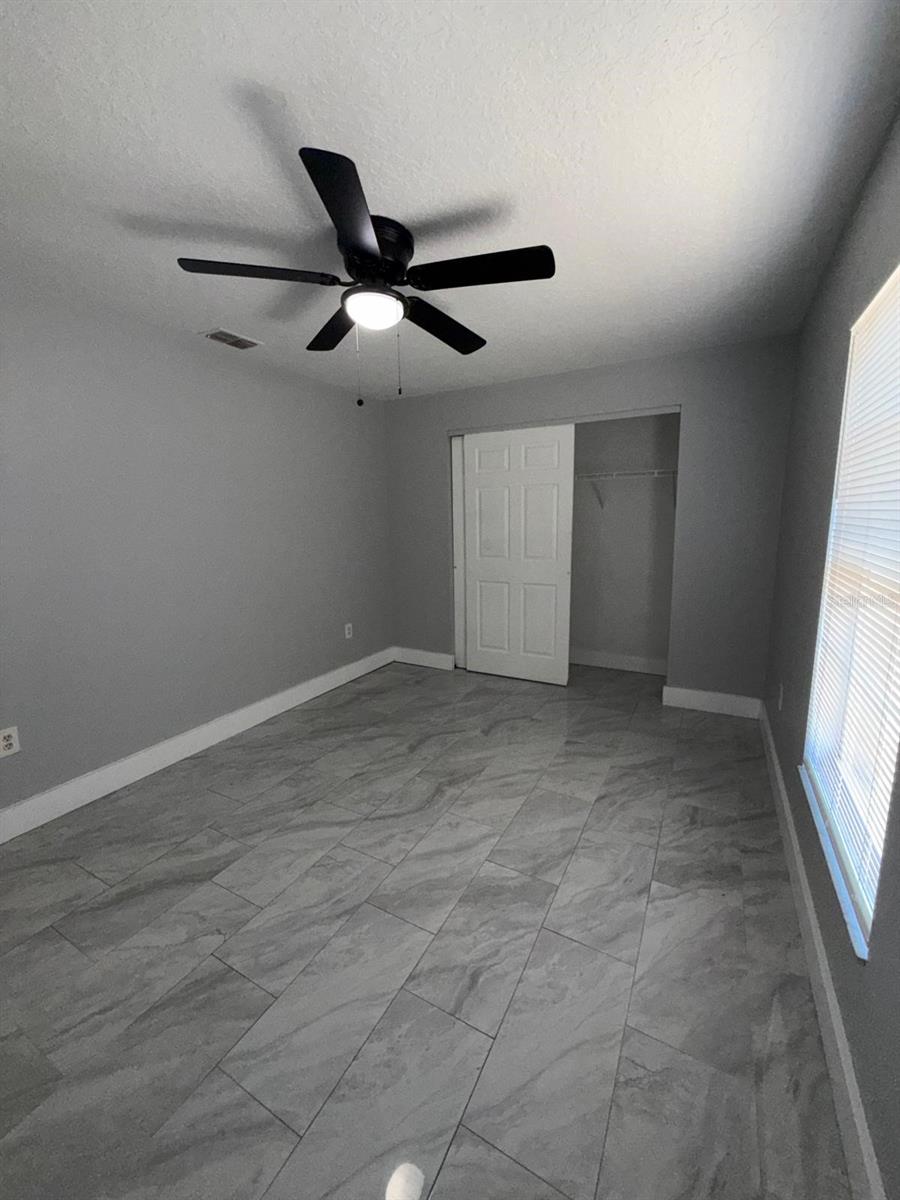 8539 N HYALEAH RD, TAMPA, FL, 33617