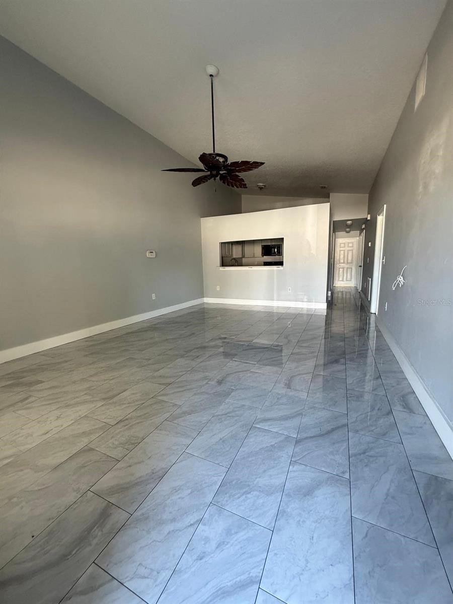 8539 N HYALEAH RD, TAMPA, FL, 33617