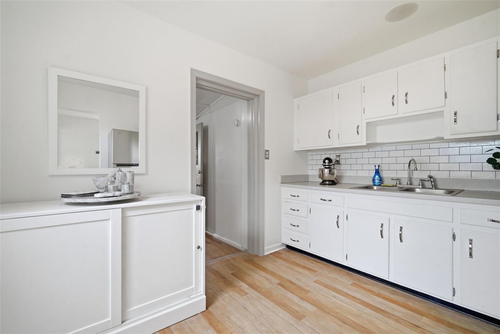 3521 W MCELROY AVE, TAMPA, FL, 33611