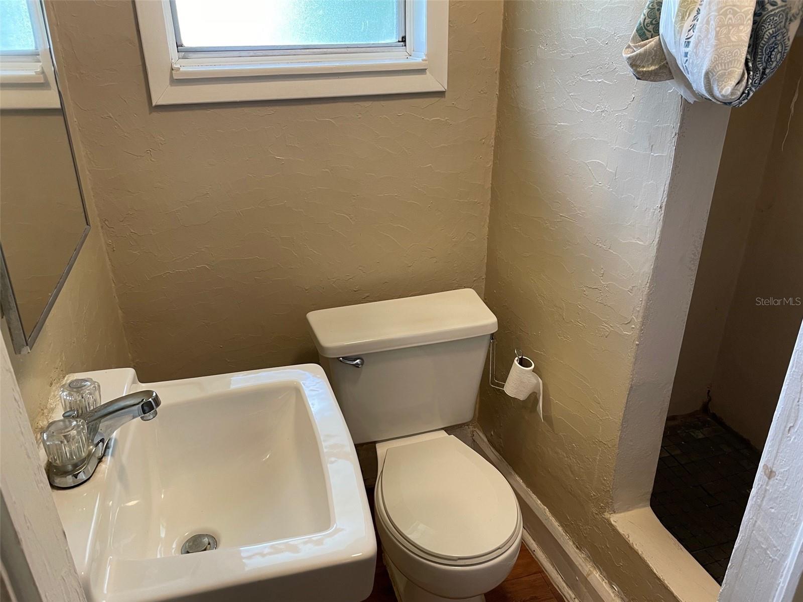1648 27TH AVE N #2, ST PETERSBURG, FL, 33713