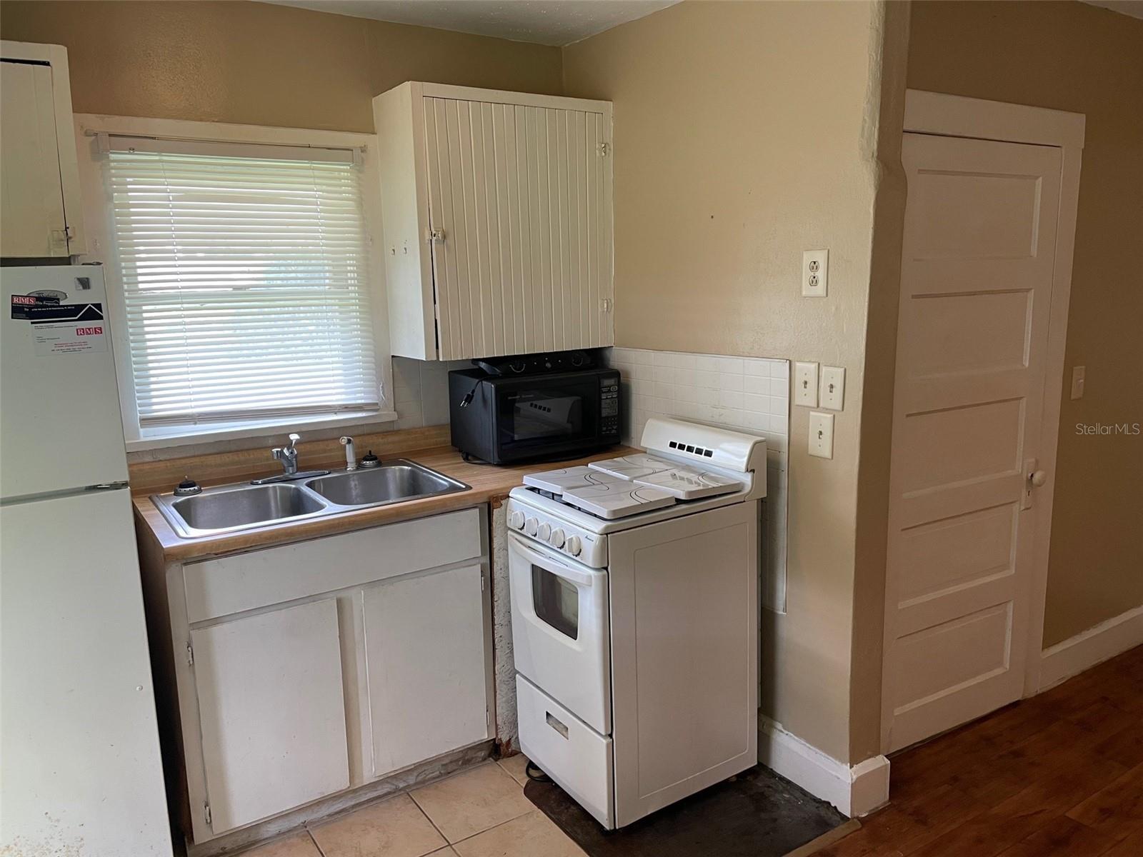 1648 27TH AVE N #2, ST PETERSBURG, FL, 33713