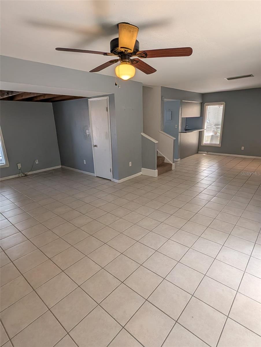 12310 TOUCHTON DR #42, TAMPA, FL, 33617