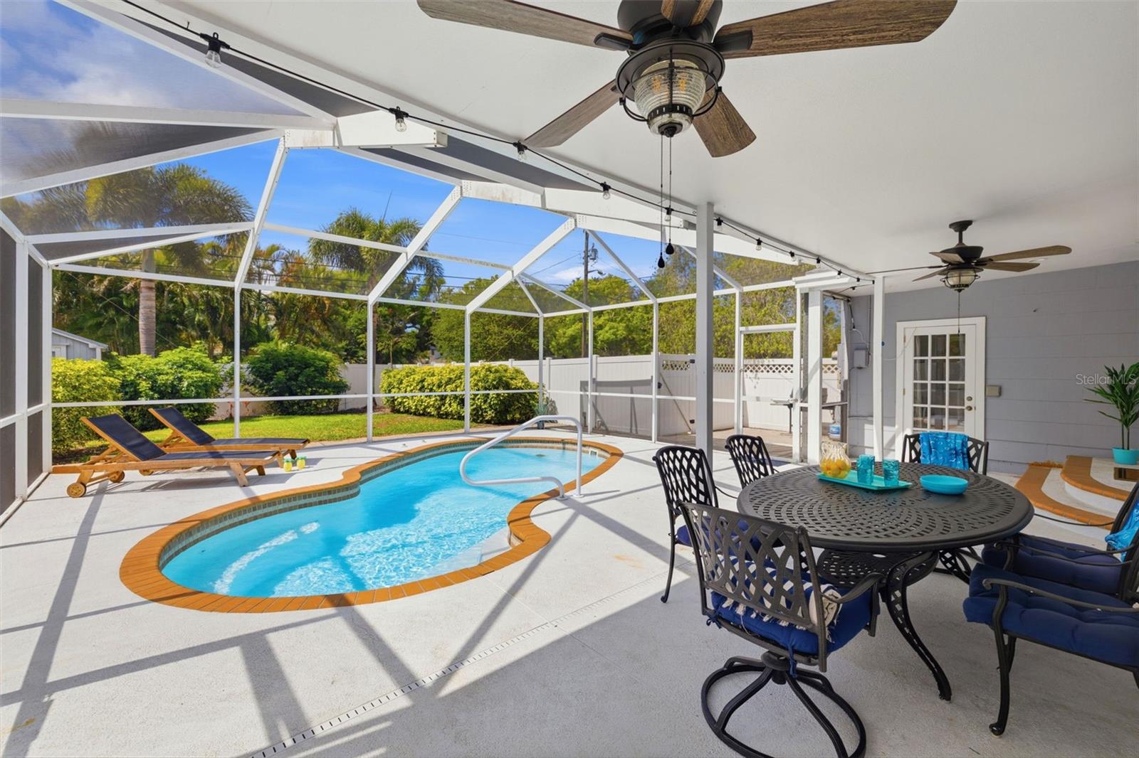 706 39TH AVE NE, ST PETERSBURG, FL, 33703